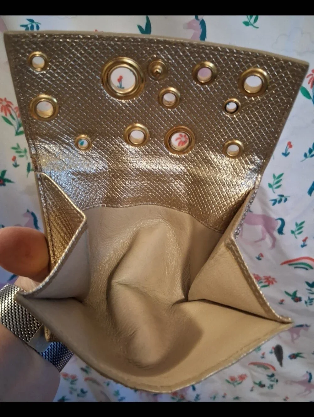 EUC RARE Vintage Y2K Bottega Veneta Gold Intrecciato Grommet Calfskin Wallet